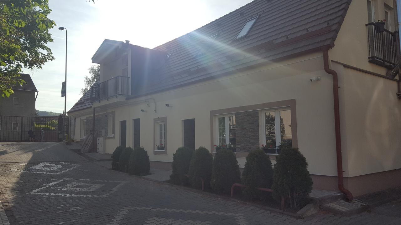 Apartment Schiller 3 Braşov Eksteriør billede